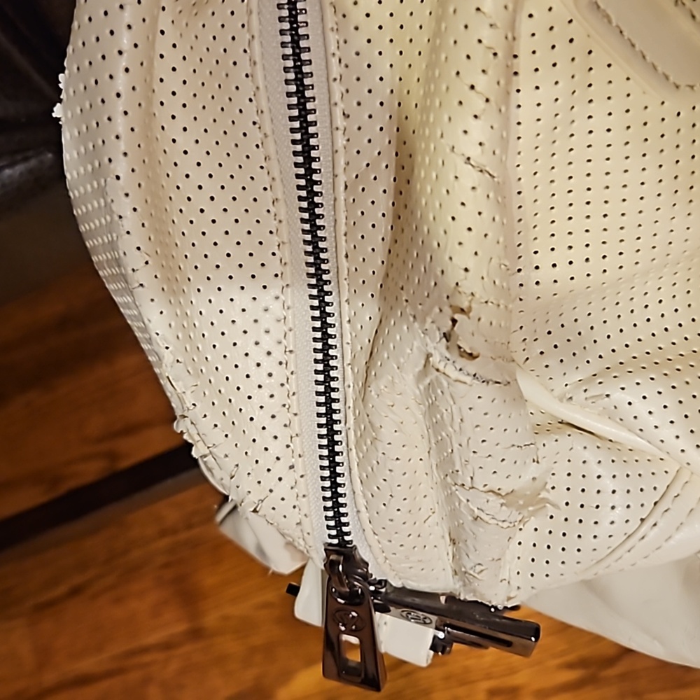 Lululemon bag - Picture 4 of 10